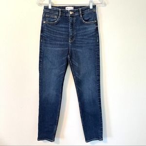 Zara High Rise Straight Leg Jean Size 4/Style 5252/210/401/36.